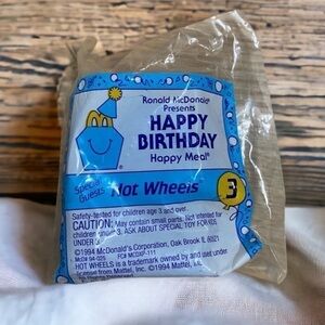 Hot Wheels Vintage McDonald’s Happy Meal Toy NWT Car Track